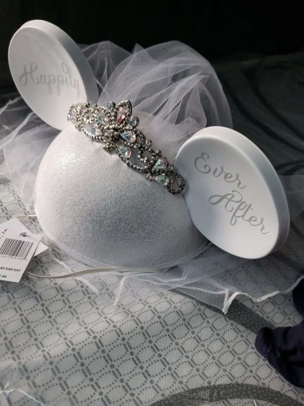 Disney White Bridal Mickey Ear Headband with Veil and Silver Tiara